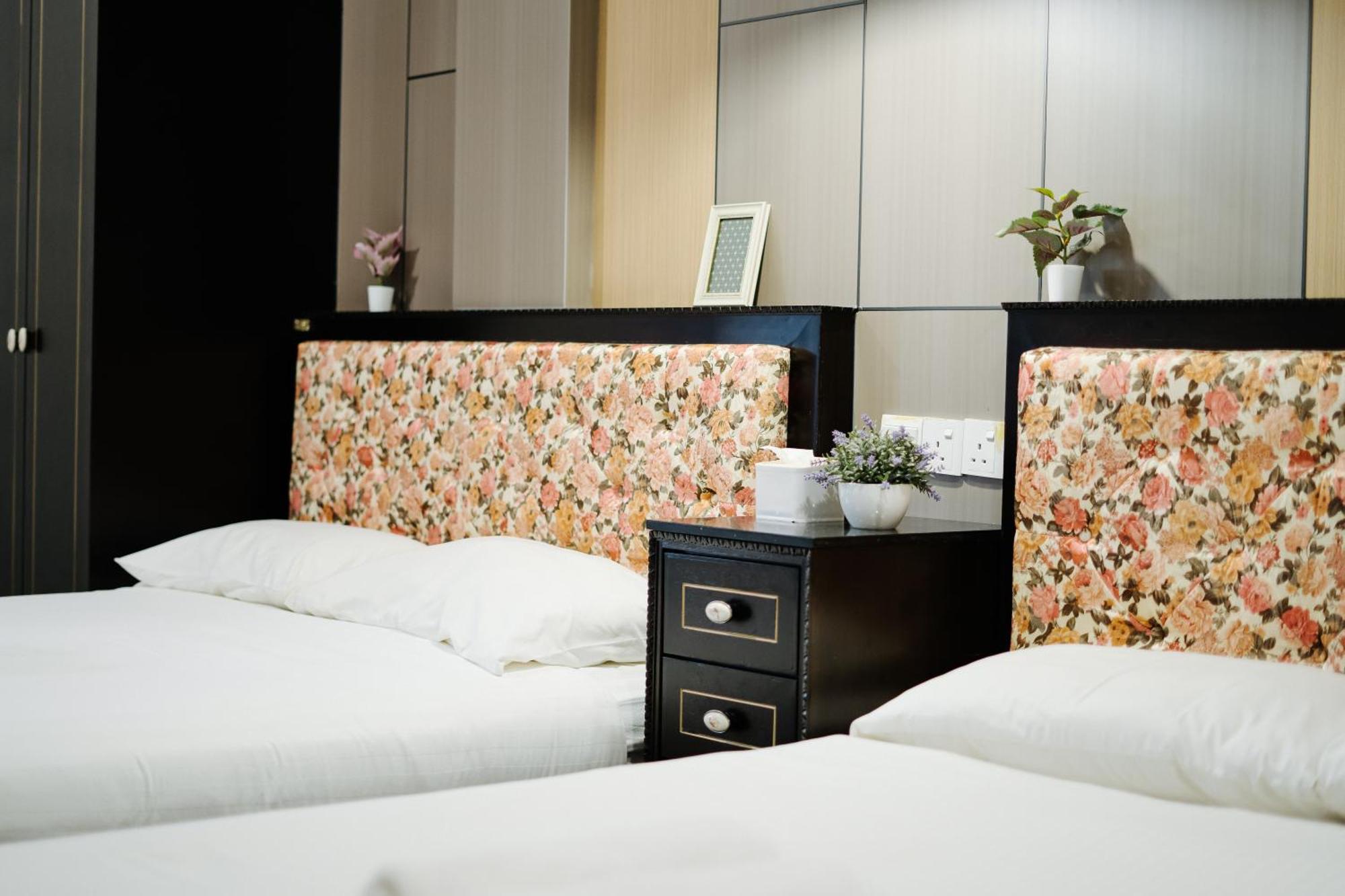 Wang's BnB 4 Bedrooms Villa George Town Buitenkant foto